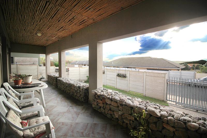 3 Bedroom Property for Sale in Reebok Western Cape